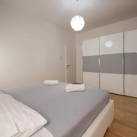 Katicic Apartment