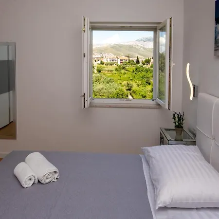 Katicic Apartment Split